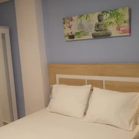 ゲストハウス Dos De Mayo パテルナ