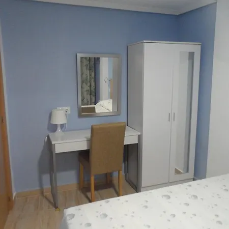 ゲストハウス Dos De Mayo *