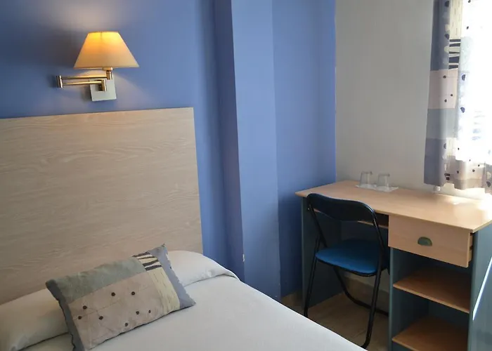 Pensión Dos De Mayo