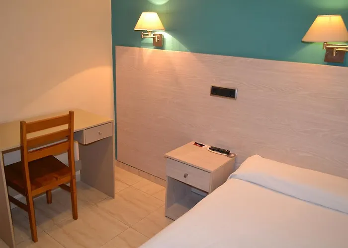 Pensión Dos De Mayo Paterna