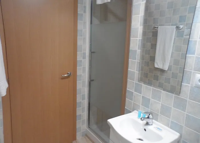 Dos De Mayo Pensión Paterna